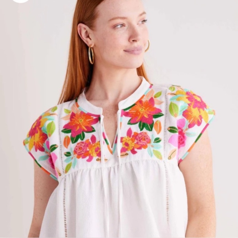 NWT THML Judith Top with Vibrant Floral Embroidery